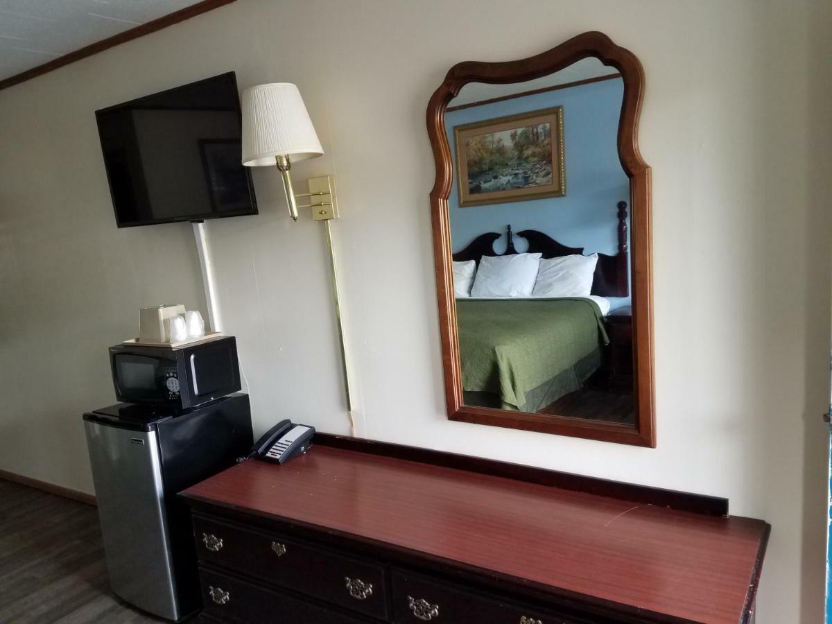 A Sapphire Inn Franklin Esterno foto